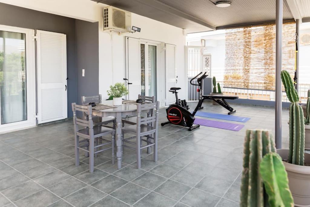 The Waves Apartment Monodhendrion Bagian luar foto